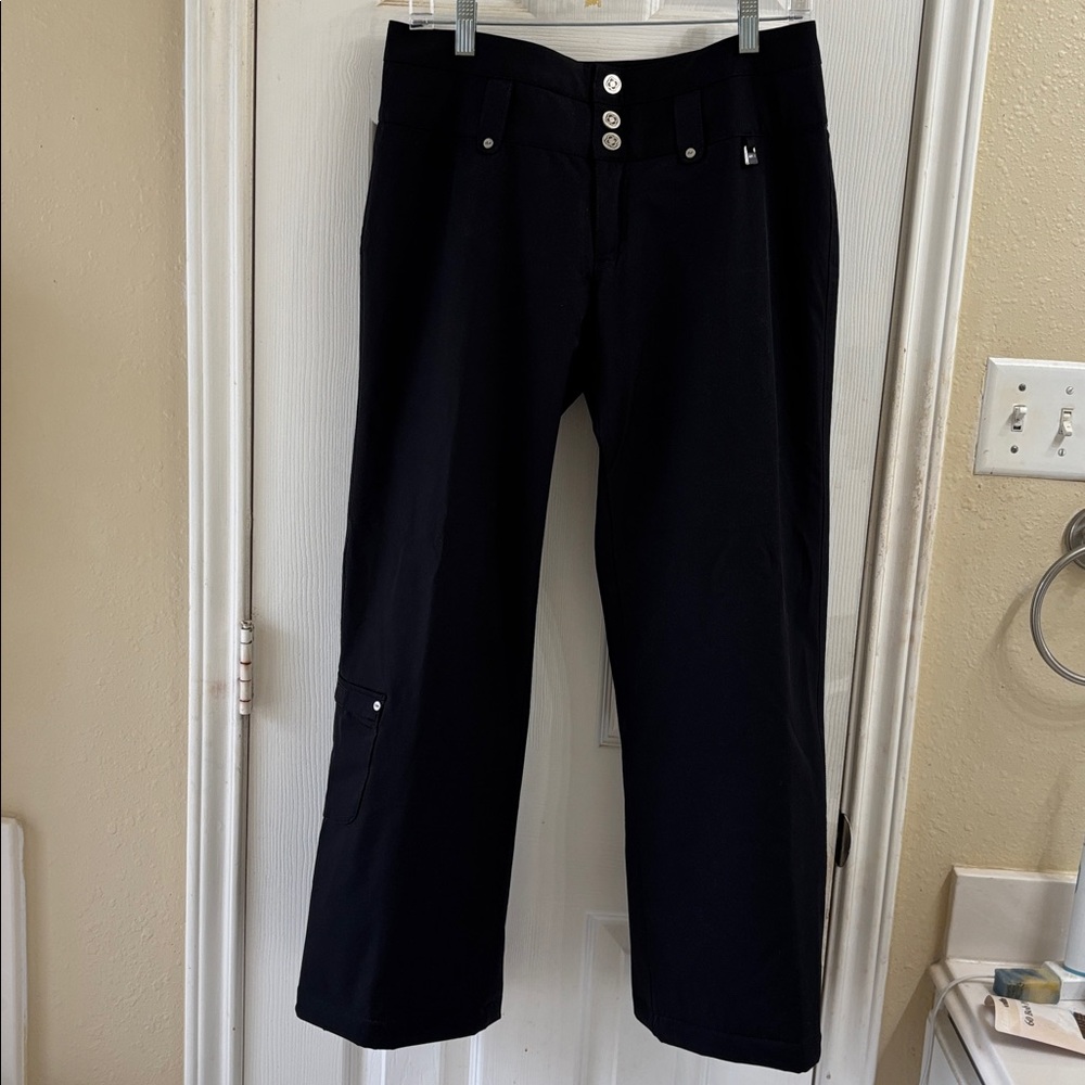 NILS Annalise insulated ski pants with cargo pocket. 
Made in Korea. NWOT